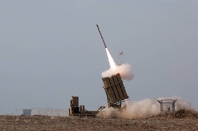 Hindistan ve İsrail orta menzilli hava savunma sistemleri geliştirecek