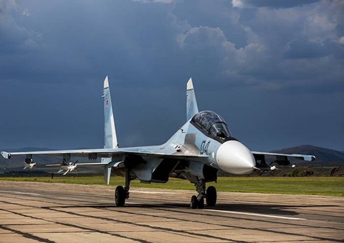 Üç yeni Su-30SM, BF deniz havacılığının bir parçası oldu