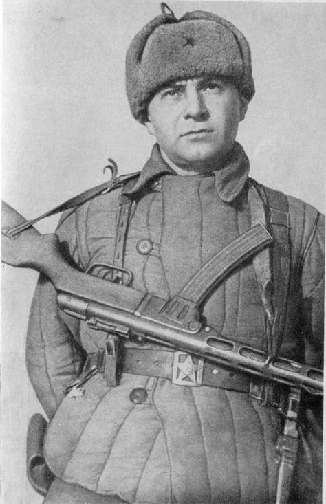 Caesar Kunikov: the star and the death of the legendary commander. Part of 5. Little Earth