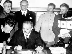 ¿Por qué odian tanto el Pacto Molotov-Ribbentrop?