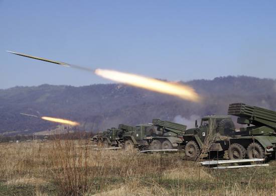 The artillerymen of the Southern Military District develop their practical shooting skills