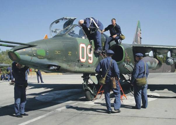 Os militares russos repeliram o ataque de "combatentes" na base aérea de Kant