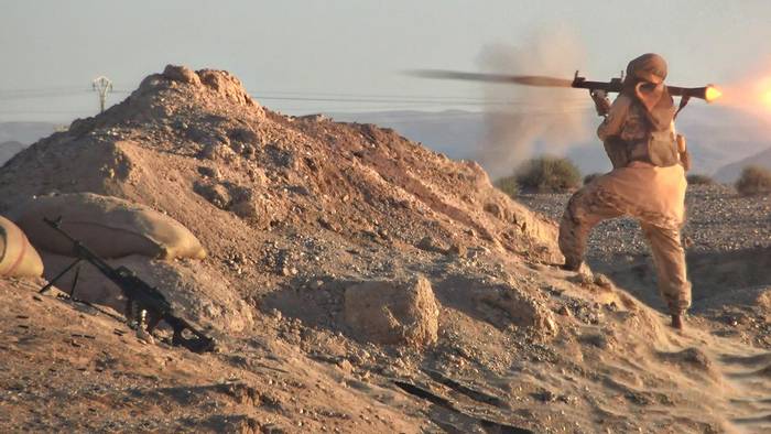 El ejército sirio entró en Meyadin, el baluarte más grande de la IG *