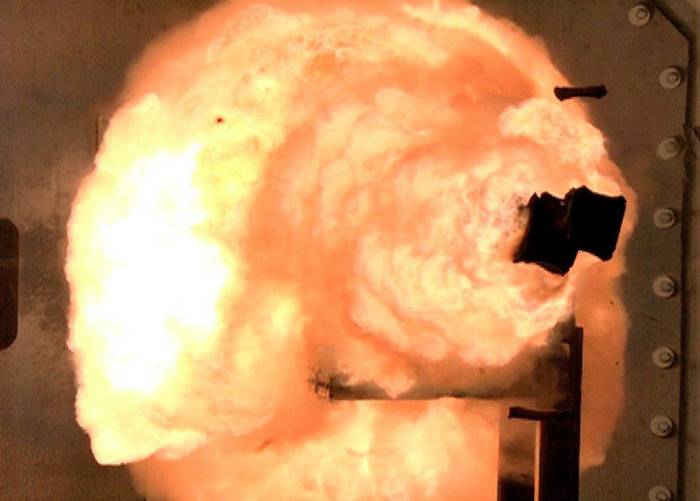 China announces first success in creating a railgun