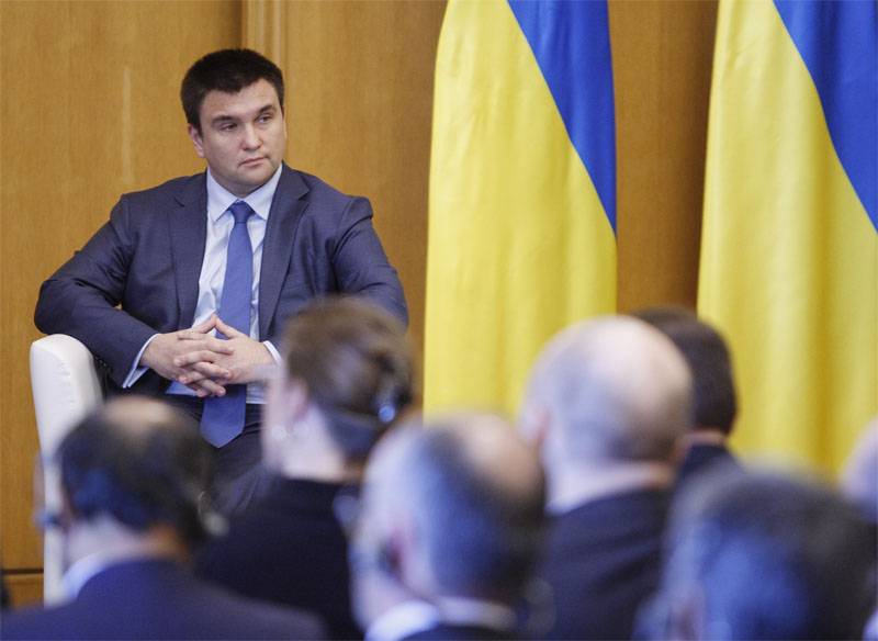 Klimkin: A lei ucraniana sobre educação não viola as línguas da UE