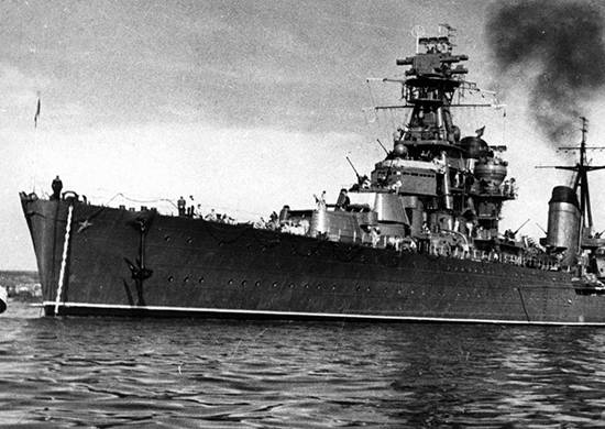 In October, 1935, the first Soviet series of 26 cruisers was laid.