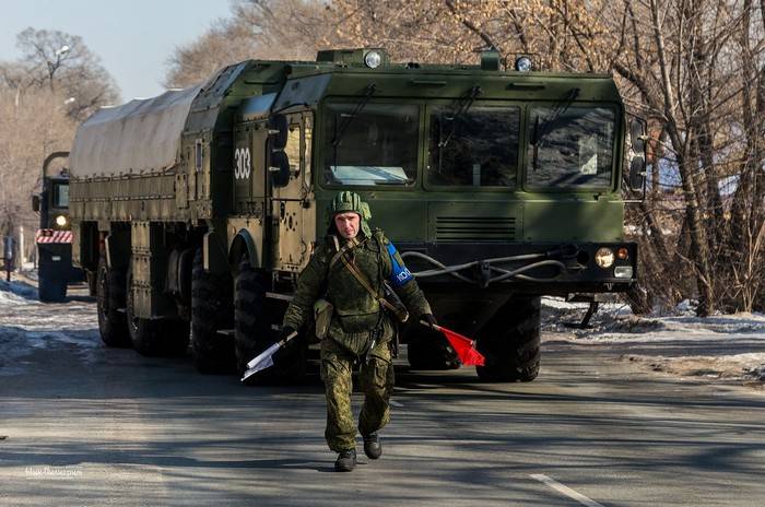 Calcoli di "Iskander-M" sollevati su un allarme di addestramento vicino a Orenburg