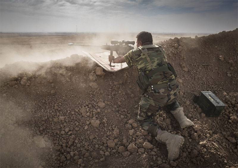 Peshmerga는 Erbil 근처에 방어선을 구축합니다.