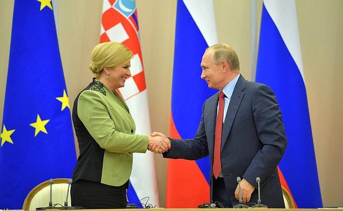 Croatian president brings “three seas initiative” to Moscow