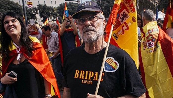 Madri aprovou a aplicação do artigo sobre a suspensão da autonomia da Catalunha