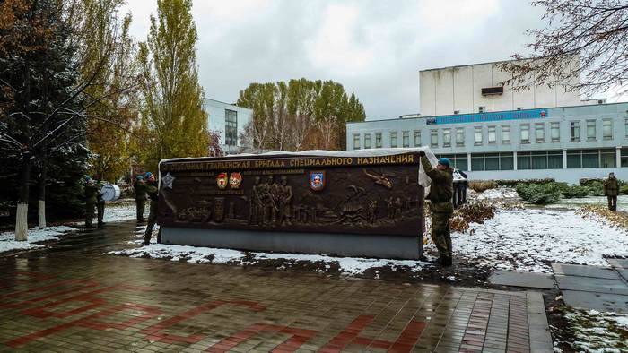 En la región de Samara abrió un monumento a la glorificada brigada de fuerzas especiales.