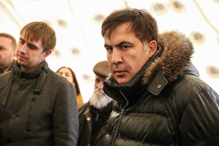 Saakashvili collects new veche