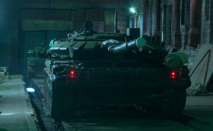 Uralvagonzavod transferred to the troops a batch of T-72B3 tanks