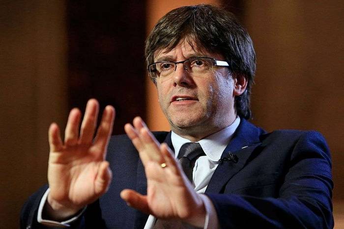 Spanish court arrests Catalan government, Pucdemon on the wanted list