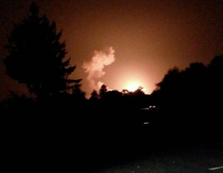 Dans la RDP a parlé de l'incendie du stockage d'armes des forces armées de l'Ukraine près de Donetsk