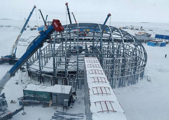 Rättegången inleds i Moskva i fallet med störningen av byggandet av militära anläggningar i Arktis