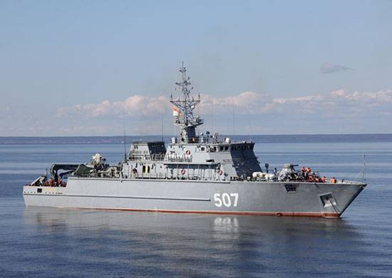 Another mine defense ship will be laid in St. Petersburg before the end of the year.