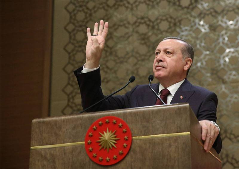 Erdogan - USA: 12 mille chilometri da te in Siria, cosa ci fai lì? ..