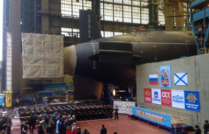 Lanzamiento del primer submarino del proyecto Borey-A en Severodvinsk