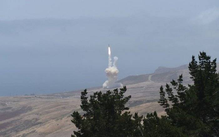 El Congreso de los Estados Unidos ha asignado fondos para la compra de misiles interceptores adicionales.