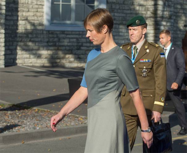 Estonya cumhurbaşkanı NATO askerleri hakkında Baltık ülkelerinde: yeterli olmayacak