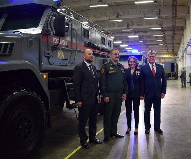 Rosgvardiya recibió diez vehículos blindados "Patrulla"