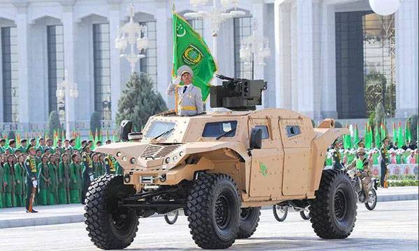 Да ли туркменска војска треба да се припреми за „састанак“ са ИСИС-ом после изјава америчког генерала?