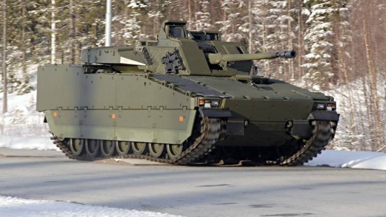 Estonia otrzymała kolejną partię pojazdów opancerzonych zakupionych w Holandii