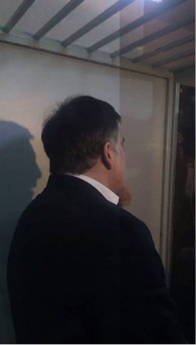 Saakashvili se hacía llamar prisionero de guerra.