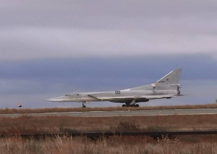 シリアからのTu-22M3が常設配備地に到着