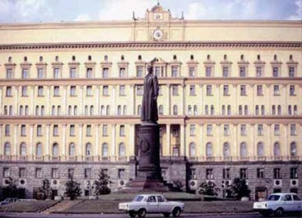 Cheka'nın 100 yılı. Putin Demir Felix'i Lubyanka'ya geri gönderecek mi?