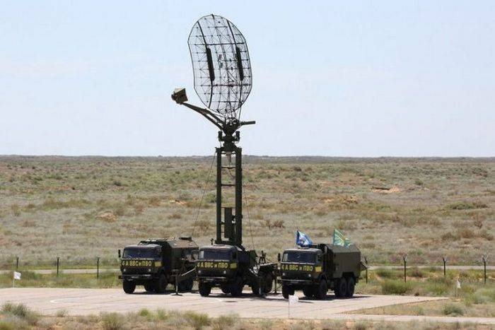 Le nouveau radar "Caste 2-2" est entré dans le district militaire central