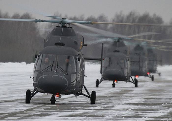 Saratov eğitim üssünde bir dizi yeni Ansat-U helikopteri var.