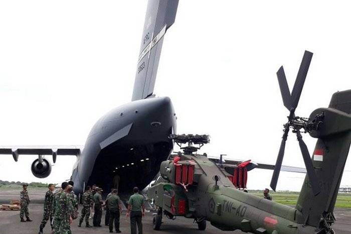 Indonesia received the first American combat helicopters AN-64 Apache Guardian