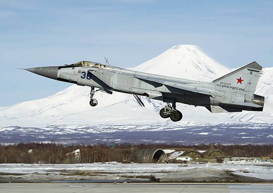 MiG-31 interceptou mísseis de cruzeiro sobre Kamchatka