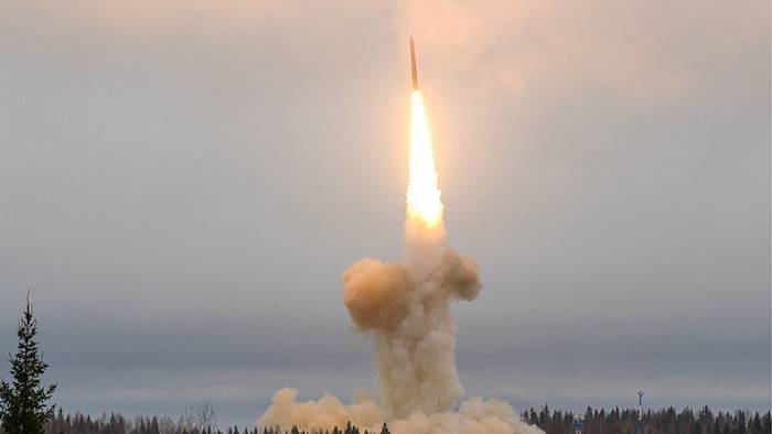 Strategic Missile Forces realizó un lanzamiento de prueba del Topol ICBM
