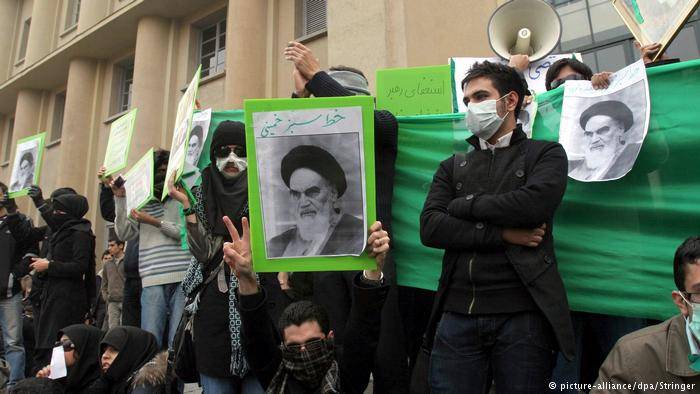 ABD, İsrail ve Suudi Arabistan: İran'da çağrılan protesto örgütleri