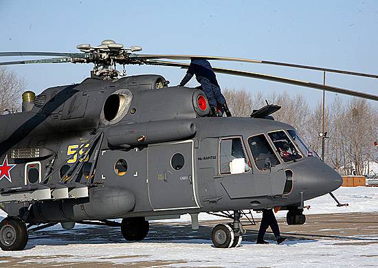 Sechs neue Mi-8AMTSh wurden beim Luftregiment in Primorje in Dienst gestellt