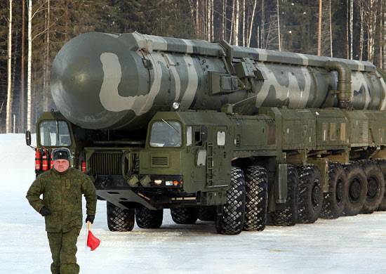Die Komplexe „Topol-M“ und „Yars“ nahmen im Rahmen der Übung der Strategic Missile Forces den Kampfeinsatz auf