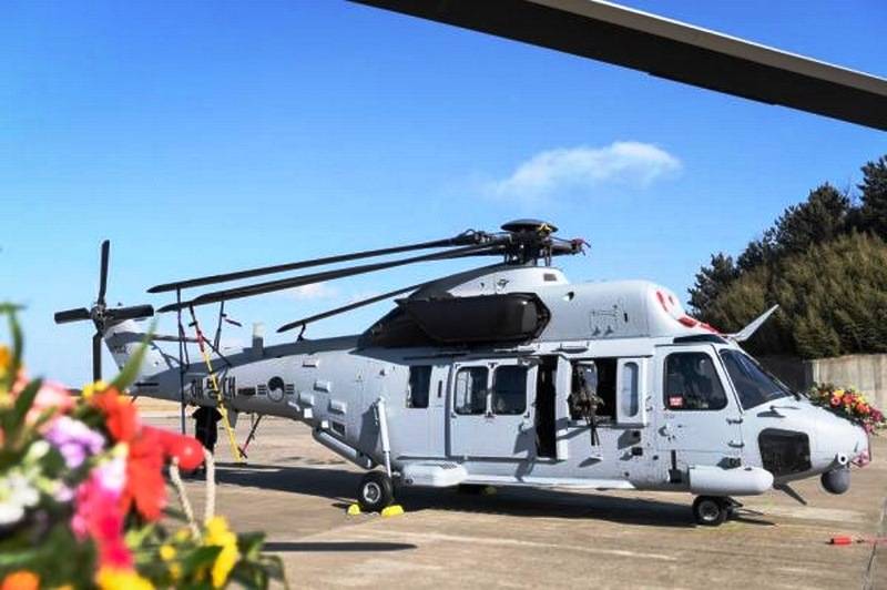 South Korean marines received the first domestic-made helicopters