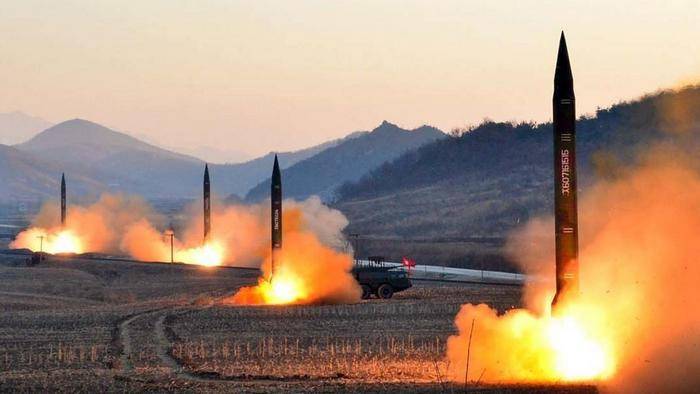 Japon TV kanalı yanlışlıkla DPRK roketinin fırlatılması konusunda bir uyarı verdi