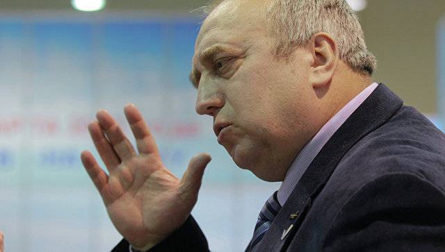 Klintsevich chamou de "grosseria política" a recusa de Kiev em retirar seu equipamento da Crimeia