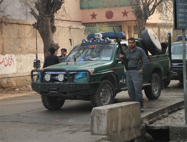 Terroristen nehmen Geiseln bei der humanitären Mission „Save the Children“ in Jalalabad