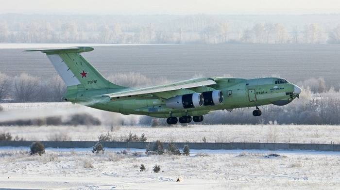 最新的油轮IL-78М-90А首飞