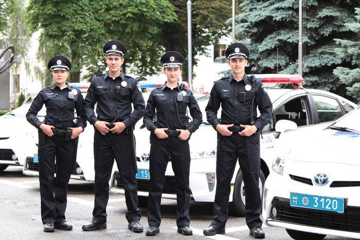 Unità di polizia stradale sono state create nel Ministero degli affari interni dell'Ucraina per la Crimea