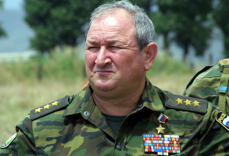 "Do outro lado da guerra chechena." Em memória do coronel-general Gennady Troshev