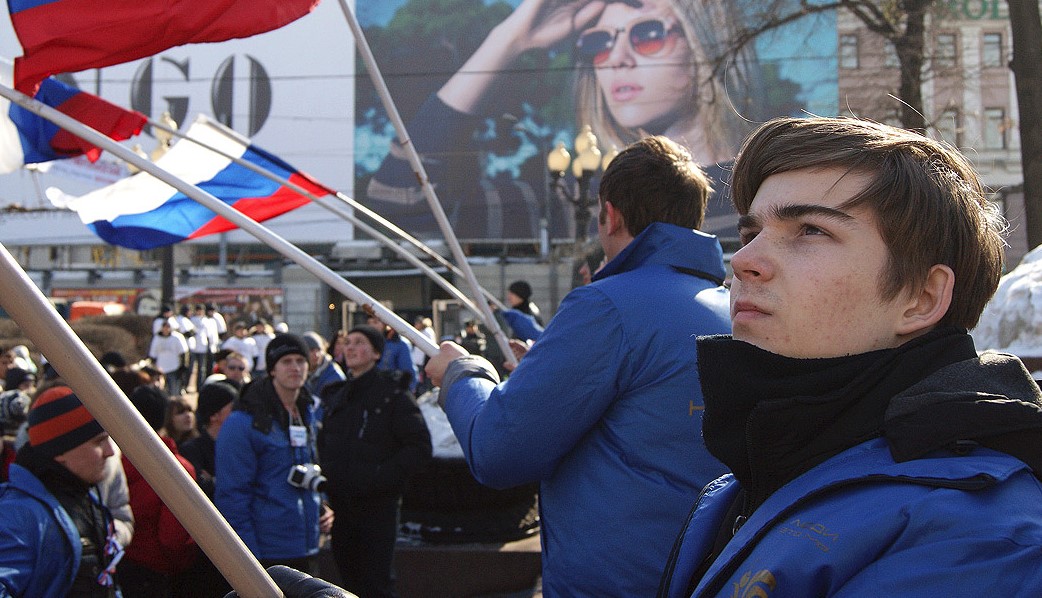 Обозрение новости. Радикальная молодежь в России. Радикальная молодежь на выборах.