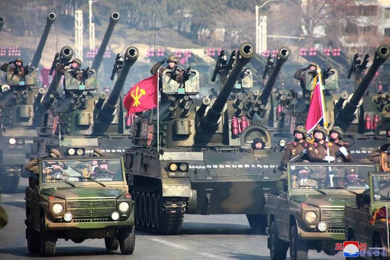 Pyongyang demostró un nuevo lanzagranadas y lanzacohetes.