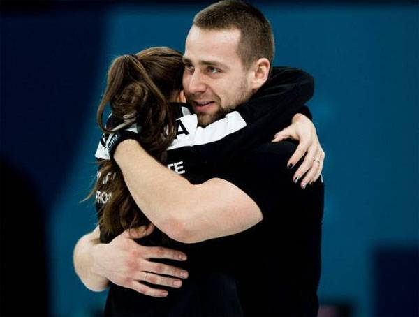 Teatro dell'assurdità olimpica. I bigodini russi restituiscono il bronzo IOC