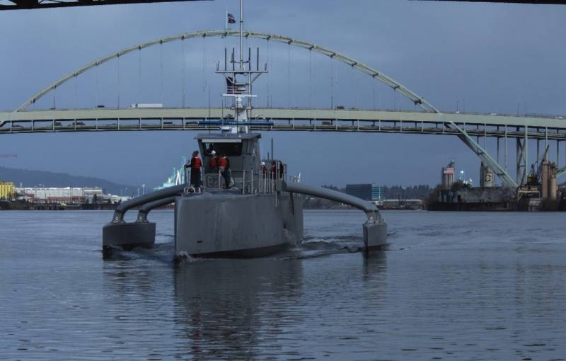 Реклама — двигатель торговли, или На безрыбье и рак рыба